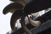 Nga hạ thủy tàu ngầm Kilo cải tiến, mang theo tên lửa cực mạnh