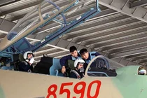 Trung đoàn 927 làm chủ “Hổ mang chúa” Su-30MK2