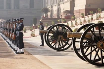 Nga-Ấn Độ bắt tay nhau vượt lệnh trừng phạt của Mỹ