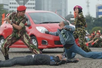 Muốn nhập ngũ, phụ nữ Indonesia phải kiểm tra trinh tiết