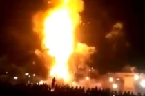 Tàu Ấn Độ cán đám đông mừng lễ hội, ít nhất 50 người thiệt mạng