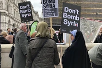 Biểu tình phản đối chiến tranh diễn ra trên khắp nước Mỹ