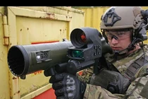 Súng chống tăng Carl-Gustaf M4 vô hại với T-90 Nga?