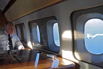 Cậu bé đặc biệt được ông Putin mời thăm chuyên cơ tổng thống