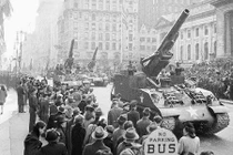 Hiếm hoi hình ảnh Quân đội Mỹ duyệt binh trong 70 năm qua