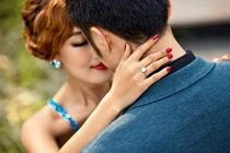 Đào mỏ ông chủ trắng tay, trợ lý trẻ đi lấy chồng