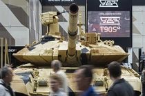 Việt Nam có thể mua thêm T-90 với giá rẻ nhờ Ấn Độ