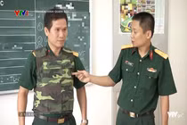 Việt Nam chế tạo áo giáp chống đạn súng tiểu liên AK-47