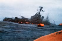 Vệ tinh Liên Xô "đánh chìm" tàu chiến Anh trong Chiến tranh Falkland