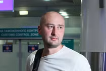 Phóng viên Nga bị bắn chết ngay tại thủ đô Ukraine