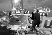 Ngư dân Pháp, Anh "hỗn chiến" trên biển giành ngư trường