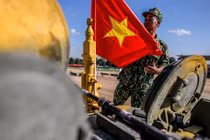 Xe tăng T-72B3 Việt Nam hùng dũng tranh tài Tank Biathlon 2018
