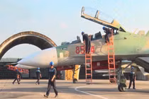 Soi kho bom, tên lửa "khủng" của Su-30MK2 Việt Nam
