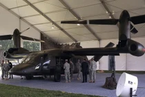  V-280 Valor: Đứa con lai UH-60 và V-22 của Quân đội Mỹ