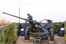 Mục kích đại đội pháo phòng không 57 Việt Nam thi tài