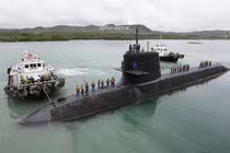 Tàu ngầm Nhật Bản tới Guam thách thức Trung Quốc?