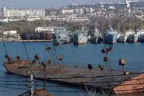 Cận cảnh dàn tàu chiến Nga muốn trả cho Ukraine