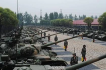 Top 5 vũ khí "hàng nhái" tạo nên sức mạnh QĐ Trung Quốc (1)