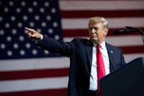 Tổng thống Trump sẽ trừng phạt Ấn Độ vì mua S-400 của Nga?