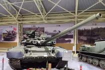 Vì sao xe tăng T-90S của Việt Nam "bán chạy như tôm tươi"?