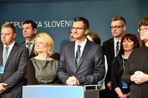 Cựu danh hài trở thành Thủ tướng, Slovenia chấm dứt bế tắc chính trị
