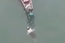 Quảng Trị: Cứu sống cô gái trẻ nhảy cầu Cửa Việt tự vẫn