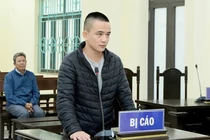 Buôn bán pháo nổ, nam thanh niên lĩnh hơn 8 năm tù