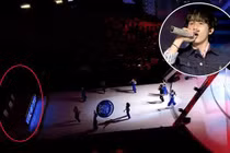 Sự thật việc Mỹ Tâm và dàn giám khảo Vietnam Idol đứng dậy bỏ đi khi Jack biểu diễn