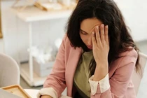 Nàng dâu sốc nặng trước yêu cầu sắm Tết của nhà chồng