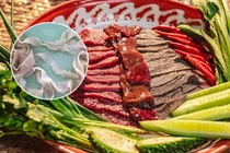 Nhiễm sán dây bò dài cả mét sau khi ăn thịt bò sống