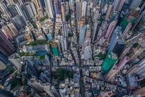 Video: Cuộc chiến khốc liệt giữa người sống và người chết ở Hong Kong