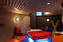 Video: Hiện trường thiếu nữ khỏa thân, hấp hối trong khách sạn ở Nhật