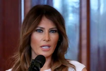 Video: Đệ nhất phu nhân Mỹ: 'Tôi là người bị bắt nạt nhiều nhất trên thế giới'