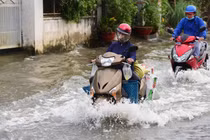 Triều cường đạt đỉnh, cuộc sống của người Sài Gòn sẽ như thế nào?