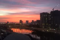 Ngẩn ngờ hình ảnh hoàng hôn trước khi đón cơn bão dữ