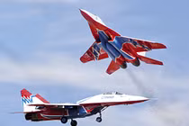 Video: Nghẹt thở màn trình diễn tiêm kích MiG-29 Nga