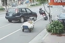 Video: Đánh lái tránh xe khách, xe tải suýt đè nát ô tô con