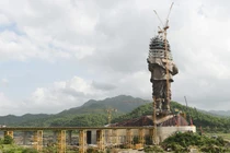 Video: Khám phá bức tượng cao nhất thế giới