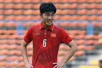 Video: Xuân Trường một mình luyện bài tập 'lạ' do thầy Park chỉ định