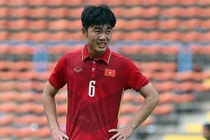 Video: Xuân Trường một mình luyện bài tập 'lạ' do thầy Park chỉ định