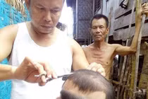 Dân mạng “dậy sóng” với kiểu tóc phiên bản “người hai mặt“