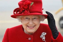 Bộ sưu tập mũ bất ly thân của Nữ hoàng Anh Elizabeth II
