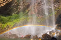 Đừng bỏ lỡ 10 thác nước kỳ vĩ ở Malaysia 