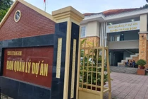 Trảng Bom (Đồng Nai): Dân tưới nước khiến đường tiền tỉ vừa nghiệm thu đã hỏng?