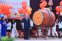 Chủ tịch nước dự lễ khai giảng ở Trường THPT Chu Văn An