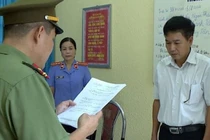 Gian lận thi cử THPT: Cán bộ có con được nâng điểm nói gì?