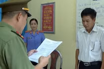 Gian lận thi cử THPT: Cán bộ có con được nâng điểm nói gì?