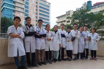 Giọt nước mắt người cha ngày Tết khiến nam sinh ngành y bật khóc