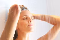 Tắm nước nóng giúp giảm trầm cảm