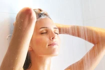 Tắm nước nóng giúp giảm trầm cảm